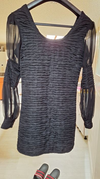 Îmbrăcăminte femei