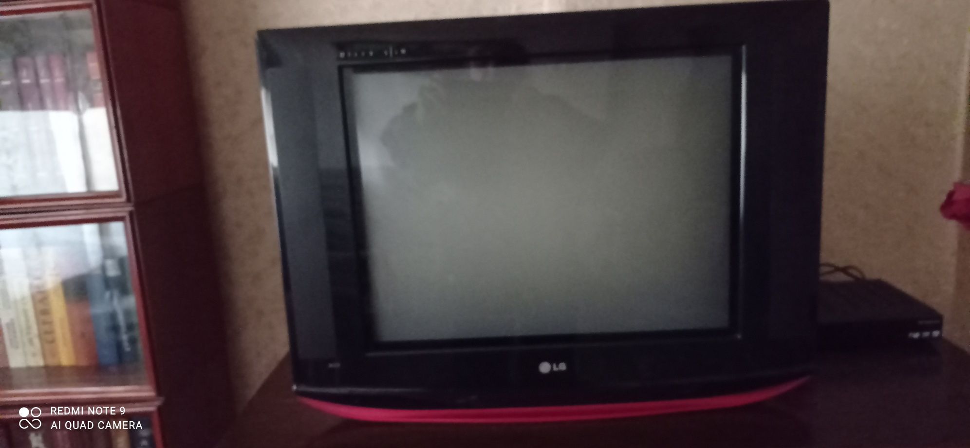 Телевизор марки LG