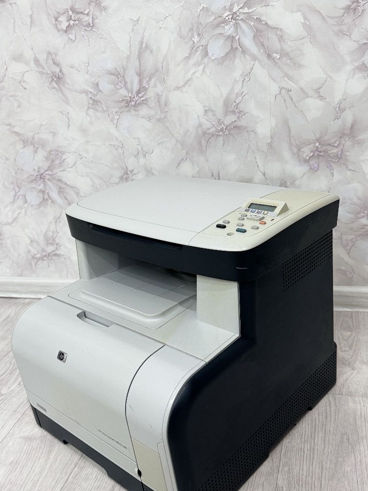 Продам цветной лазерный принтер