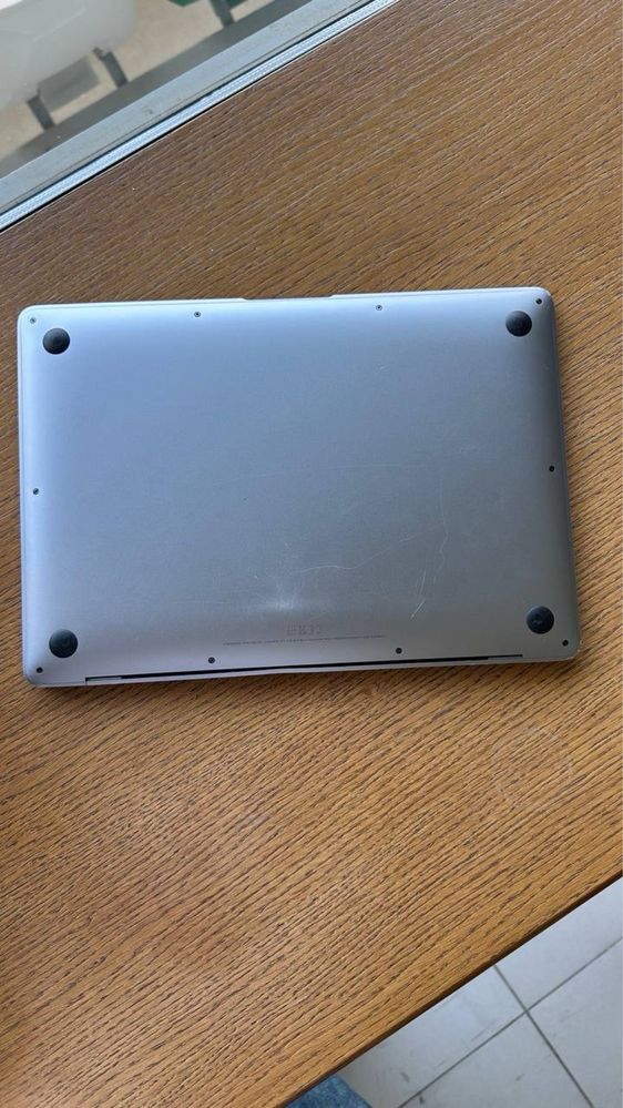 MacBook Air 2020 8/256 GB