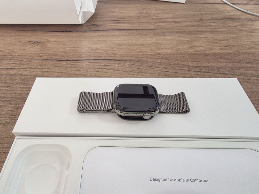 Apple Watch Series 10 46 ммMilanese Loop