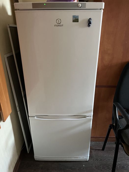 Холодильник в отличном состоянии. Продаю в связи с ненадобностью