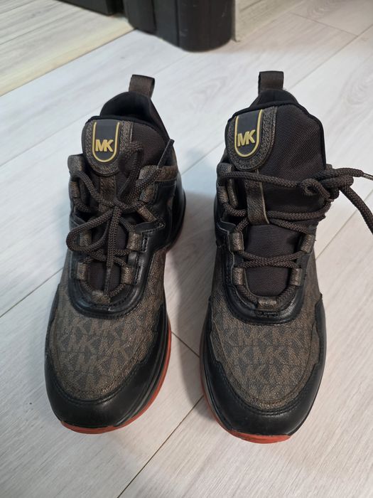 Ghete michael kors masura 39