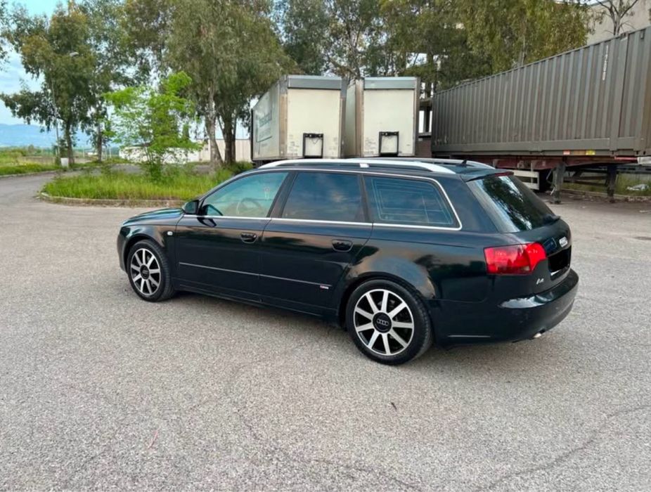 RBT_CAR_PREMIUM vă pune la dispoziție Audi A4 AVANT S/LINE 2005.