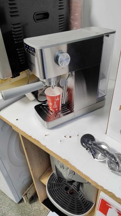 Чисто нова Кафемашина Grento-Гренто 15 бара ESE