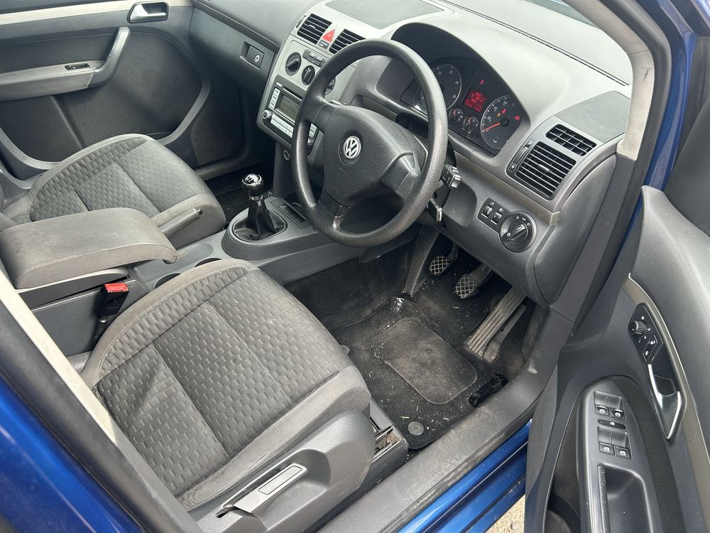 Volkswagen Touran  1.9TDI 105кс. BXE  2009г. - НА ЧАСТИ