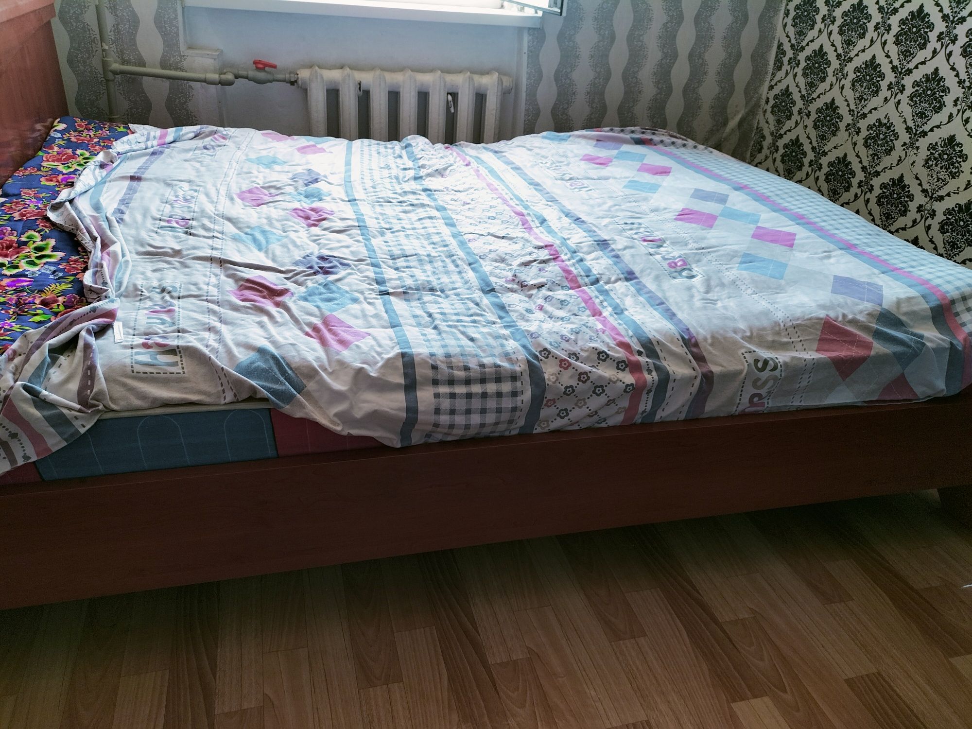 Продаётся кровать