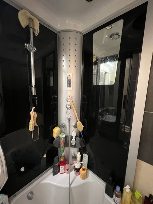 Cabina de dus dubla