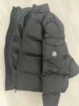 Geaca Moncler cu gluga