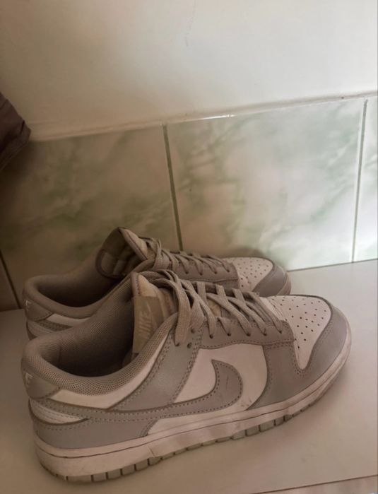Nike dunk low gri