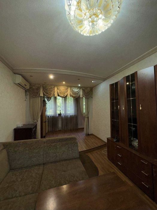 . РАЗДЕЛКА, 70м², Чиланзар 19 Квартал, 3\3\4,Продаётся Квартира