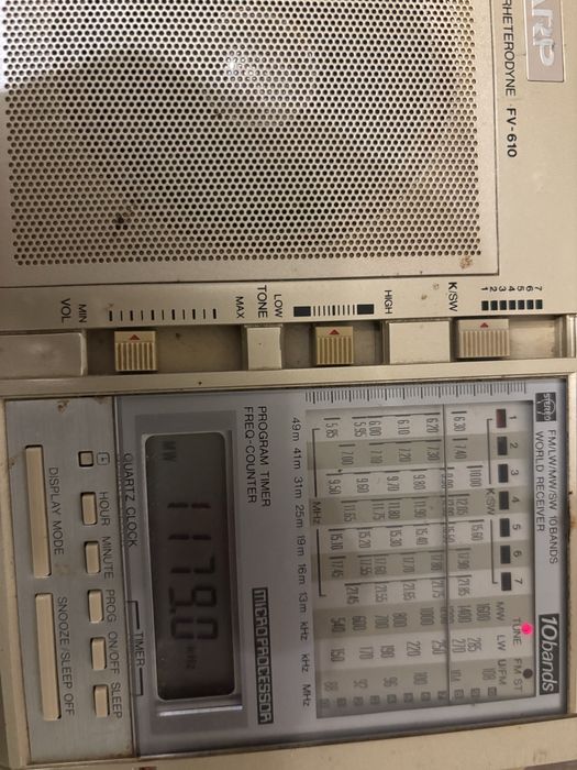 Radio Sharp Fv 610 bnb