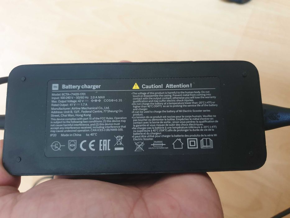 Incarcator trotineta Xiaomi Mi 365 42V 1,7Ah 2A cu mufa groasa rotunda