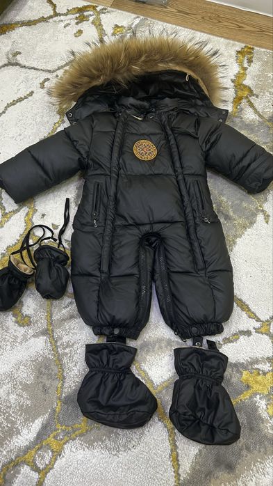 Продается детсский комбинезон