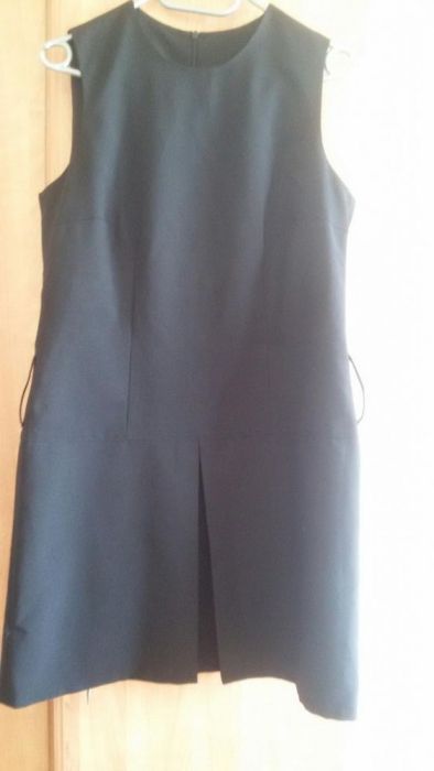 Rochie neagra scurta