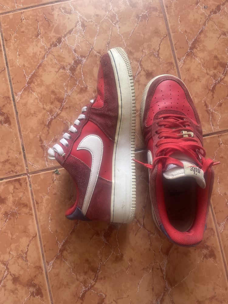 Vand editie limitata nike air force 0’7 100th y marimea 44