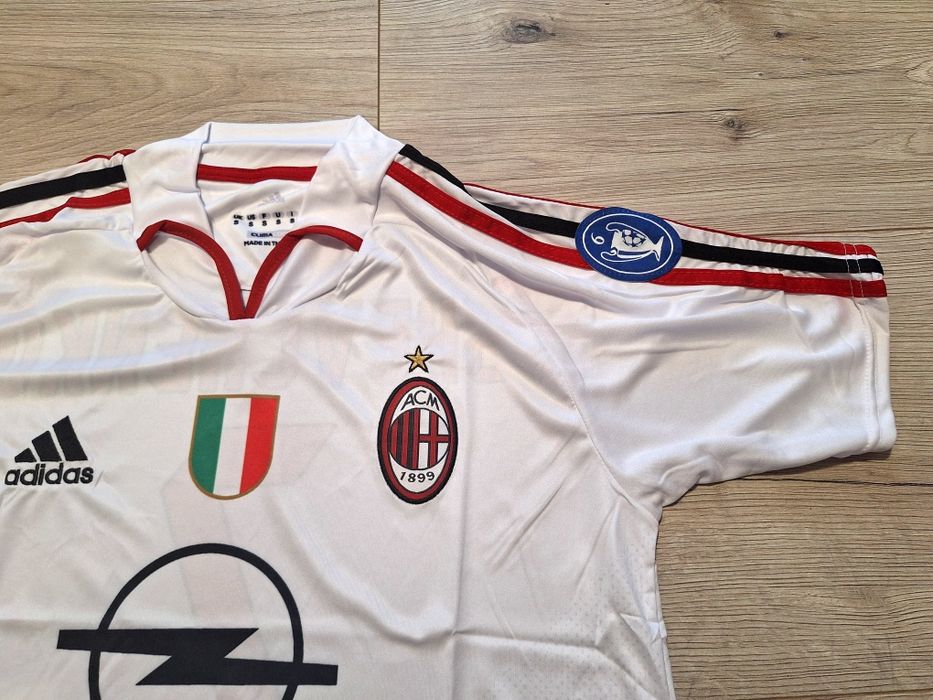 Футболна фланелка на Милан # Андрий Шевченко#7#ретро модел сезон 04/05