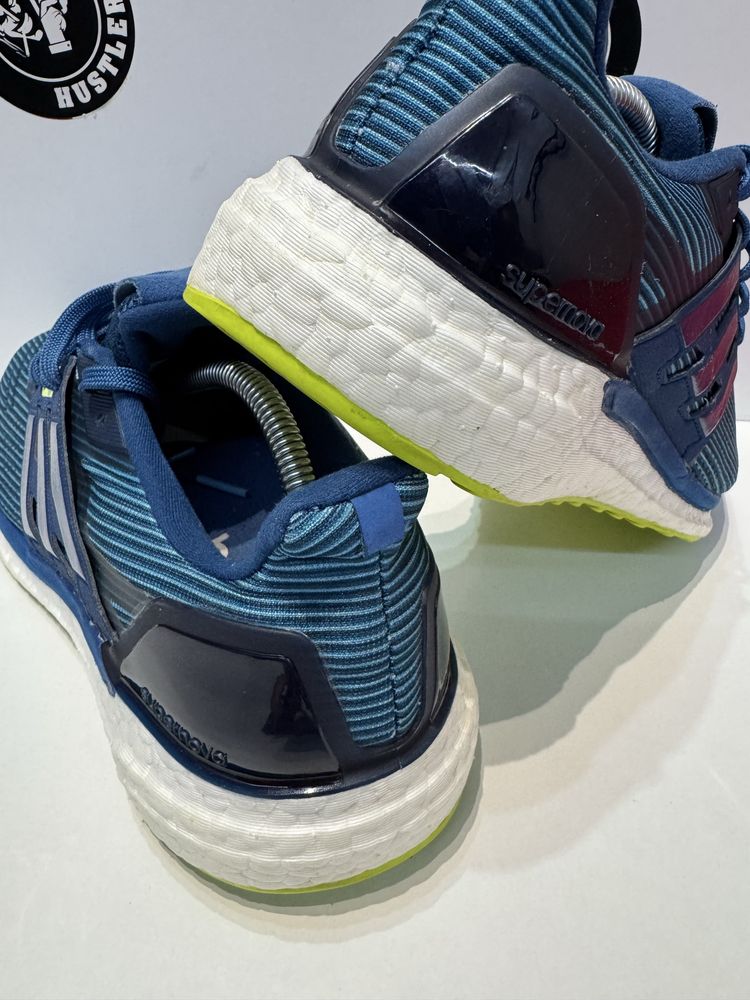 Маратонки ADIDAS SUPERNOVA .Номер 43.5
