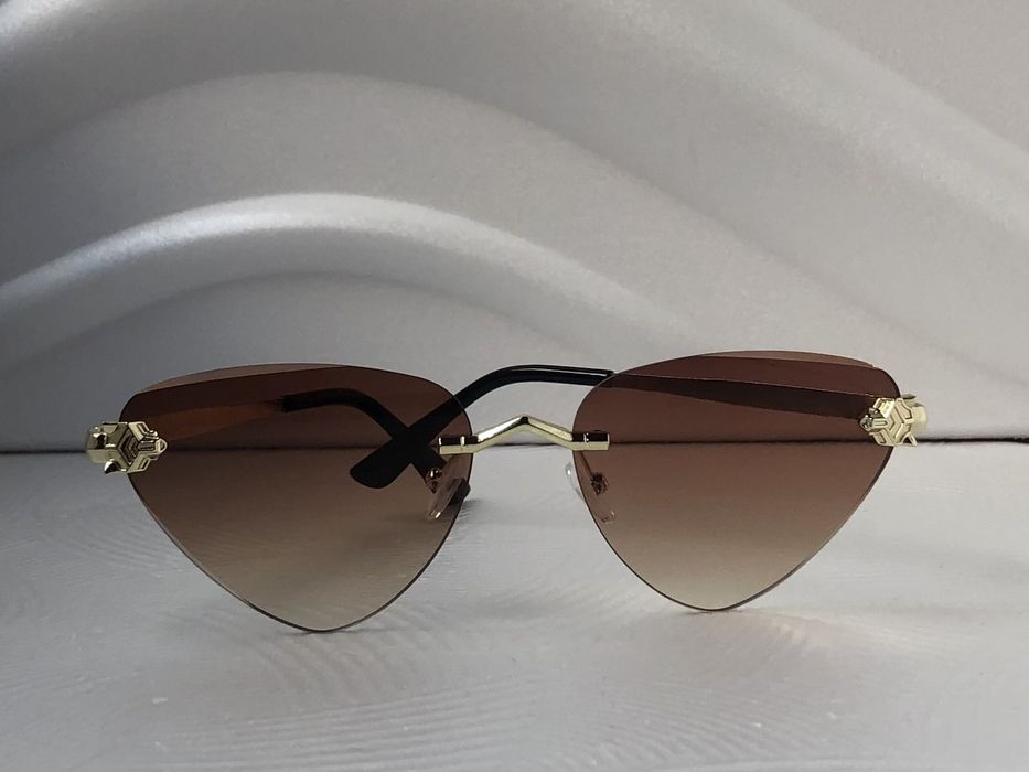 Модерни дамски слънчеви очила