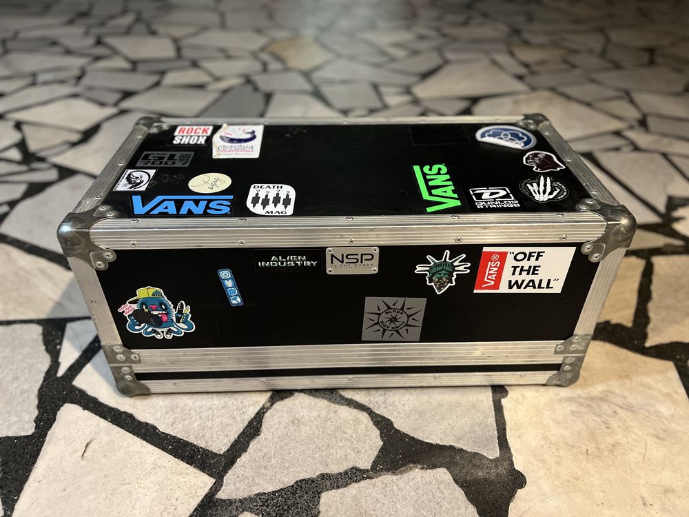 Китарен усилвател Peavey 6505 USA 120w + flight case и мек калъф