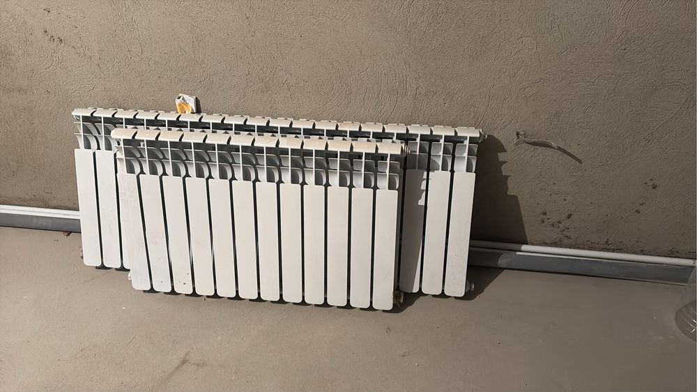 Продам радиатор 12 секции 18 секции