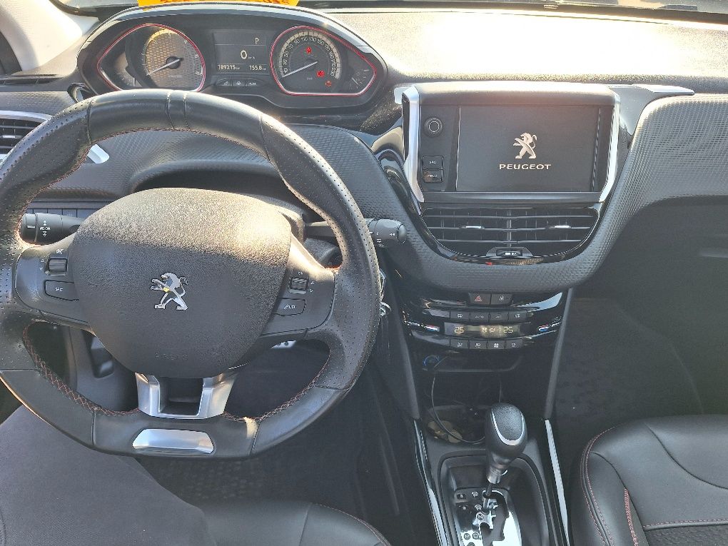 Peugeot 2008 GT-LINE Automat