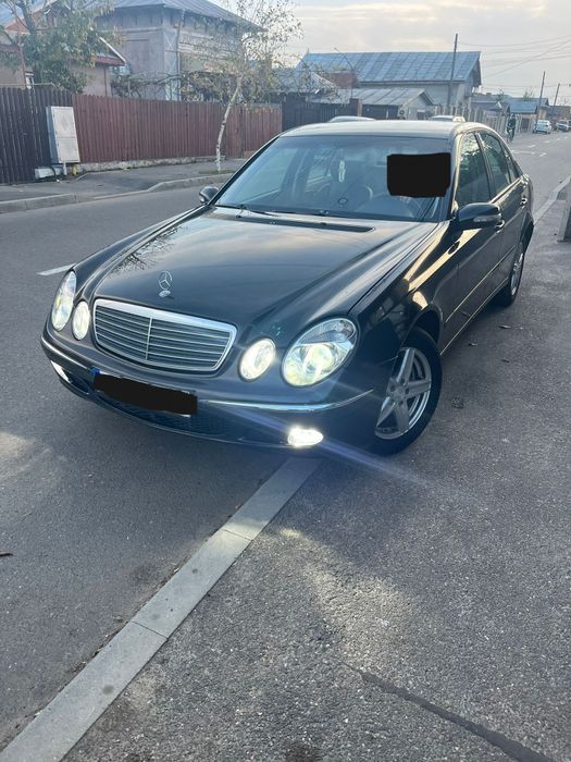 Mercedes benz E220