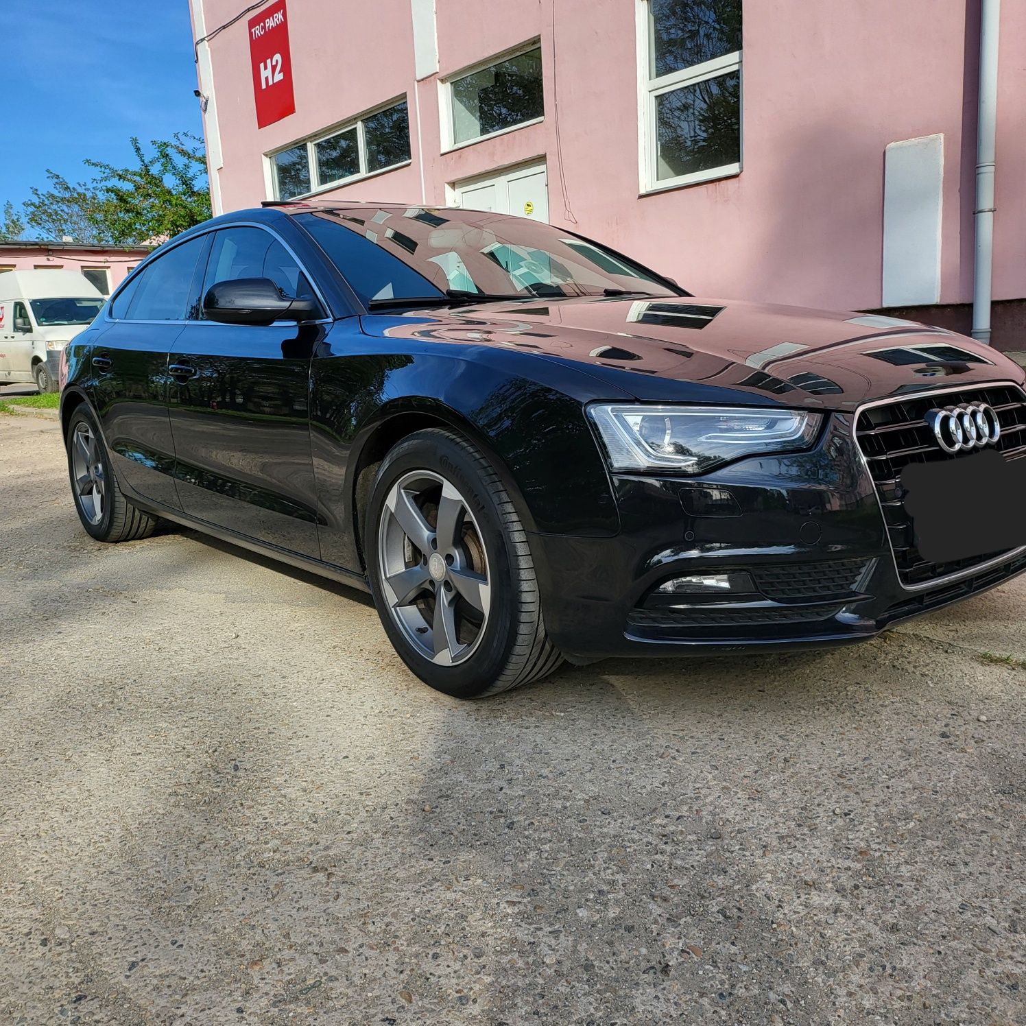 Vând Audi A5 2.0  177cp Sportback diesel