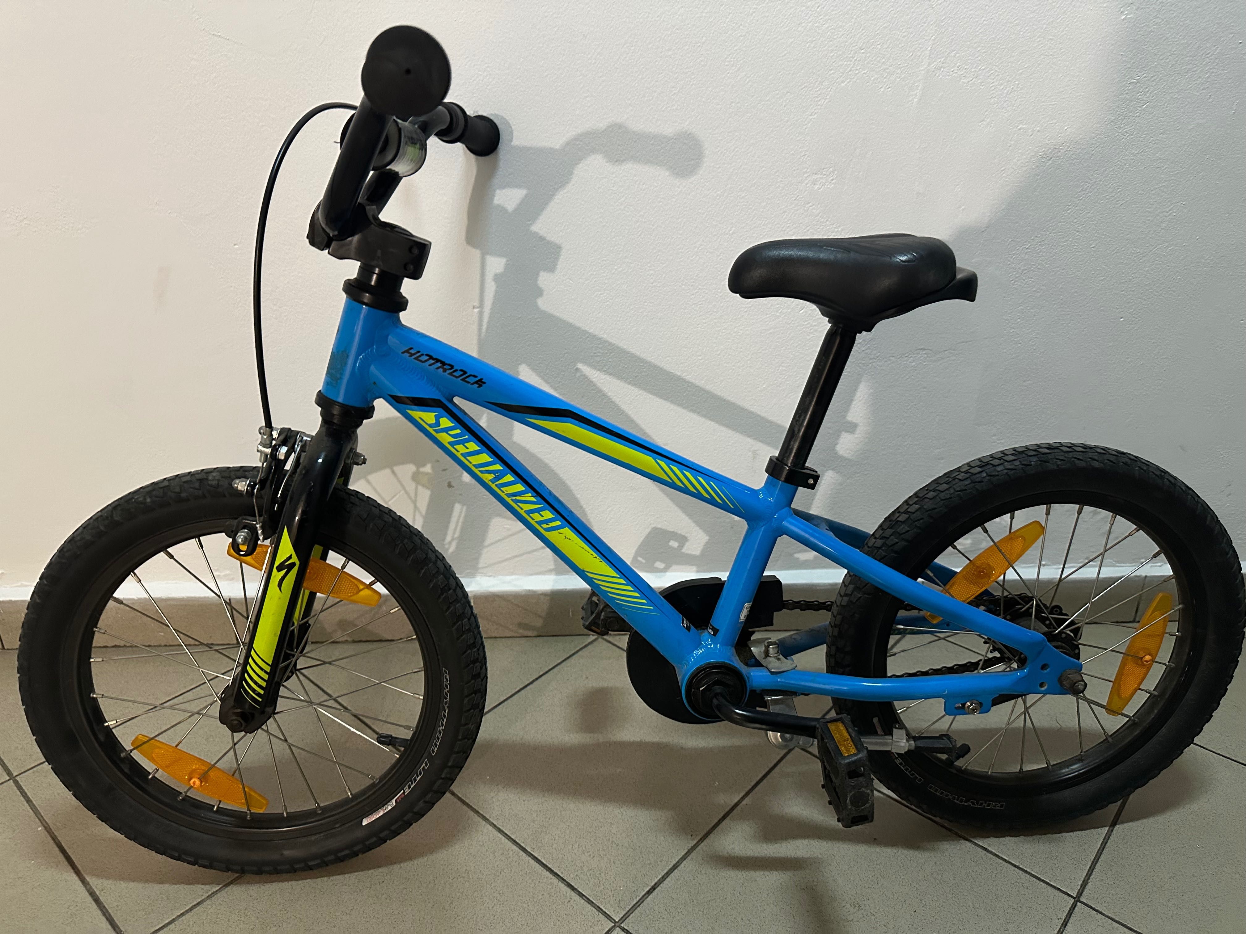 Specialized hotrock 16’’