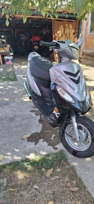 Vand scuter Rex RS-460 4T