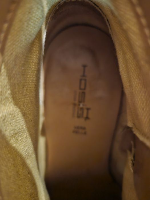 Vand botine din piele