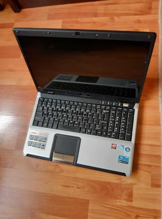 Laptop MSI (pentru piese)