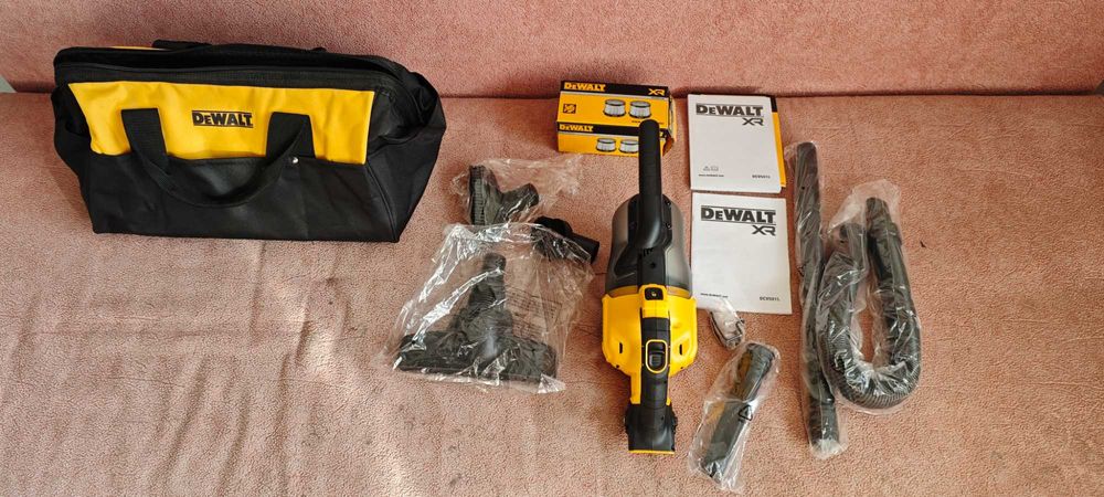 Аккумуляторный пылесос DEWALT DCV501LN