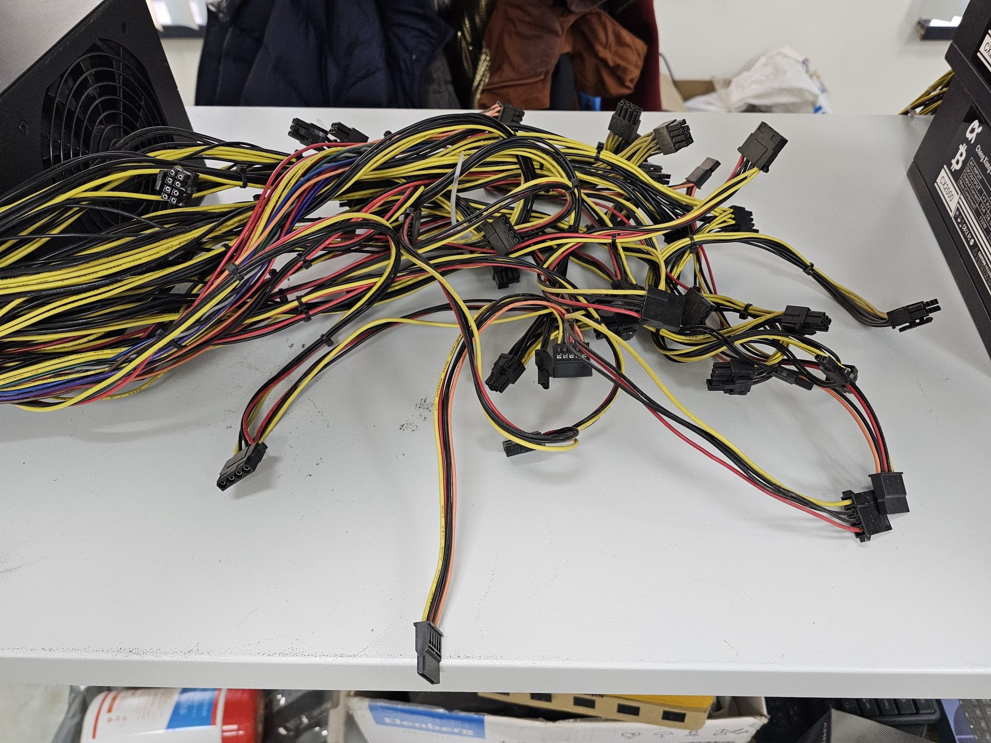 Блок питания Aerocool 2000w Gold Miner