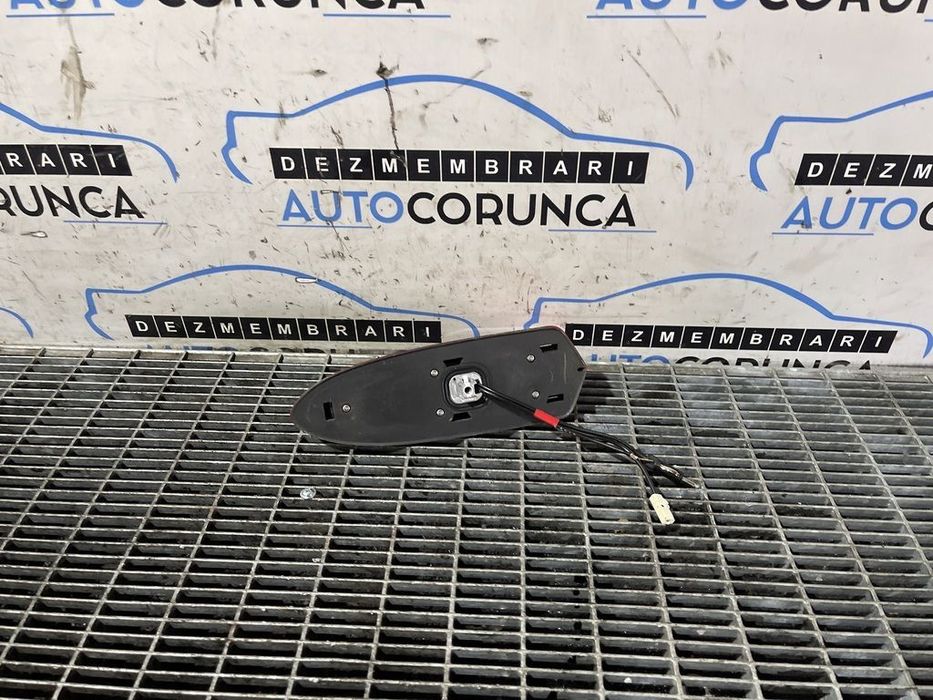 Antena Mitsubishi Outlander III Facelift 2015 - 2018 SUV (1056)