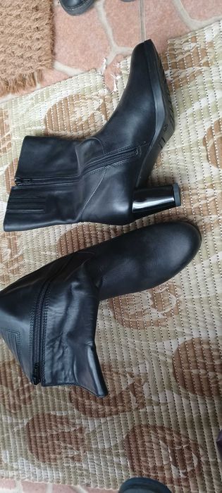 Cizme dama marimea 35 si 37