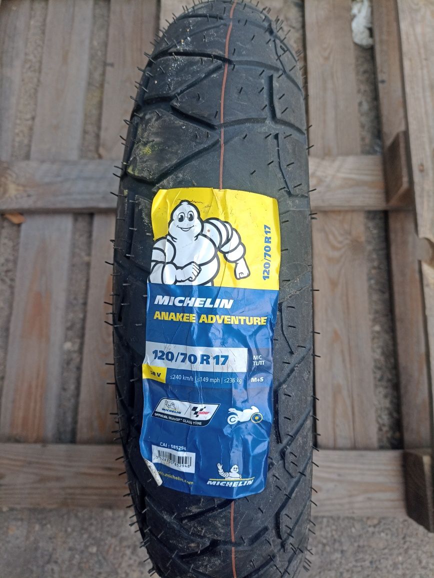 O anvelopa NOUA de fata Michelin 120/70 R17 dot 2020