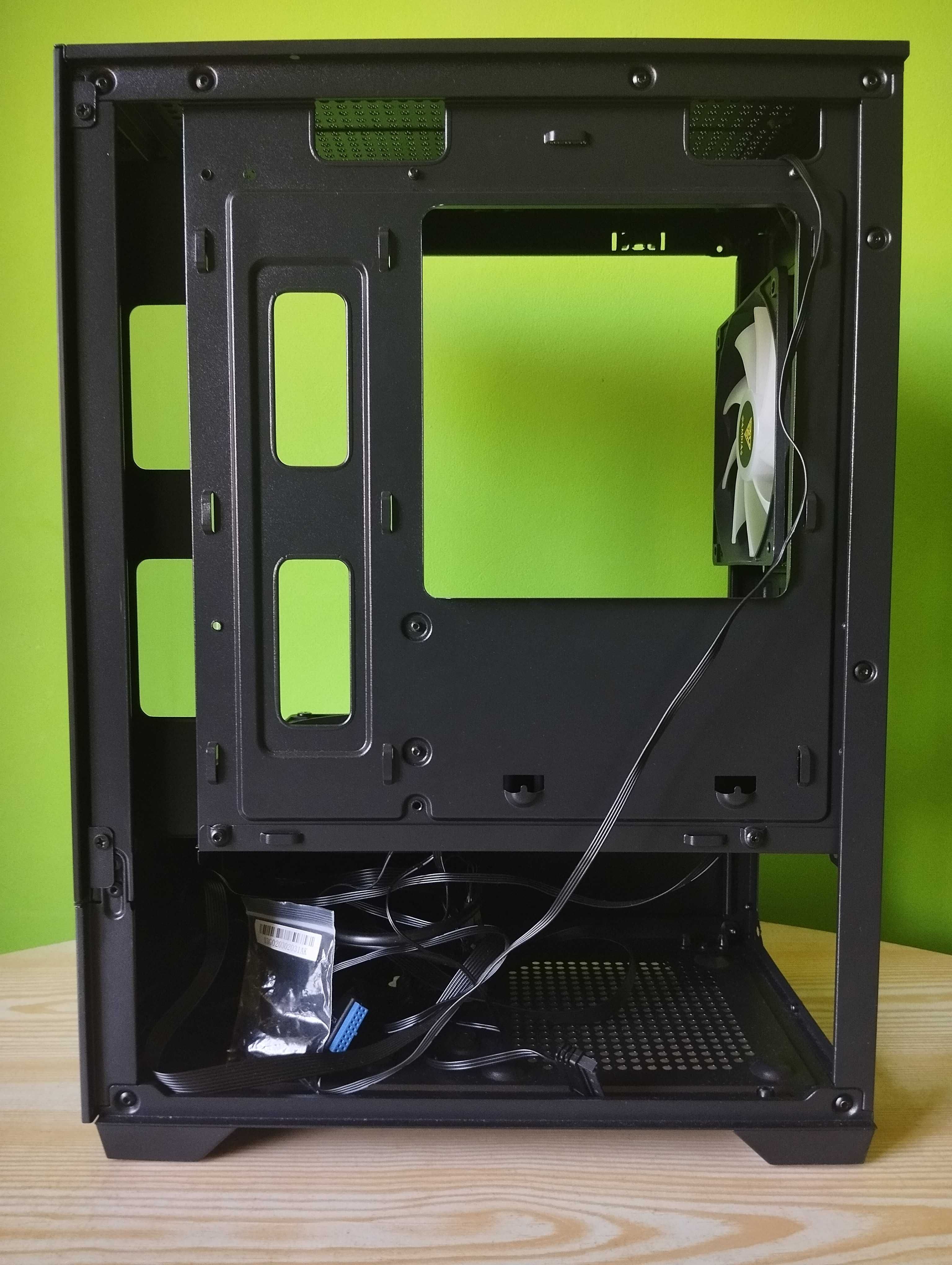 Нова кутия за компютър Gamdias AURA с 3 RGB вентилатора и гаранция