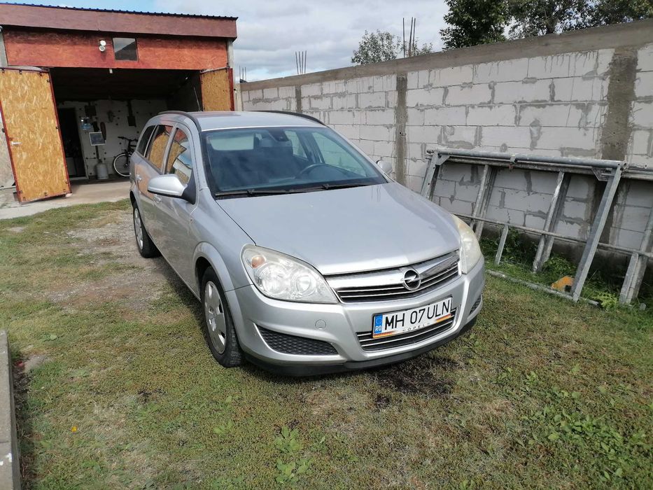 Opel  Astra h 1.7