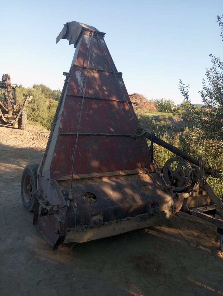 Ttz traktor va kir paltara sotiladi