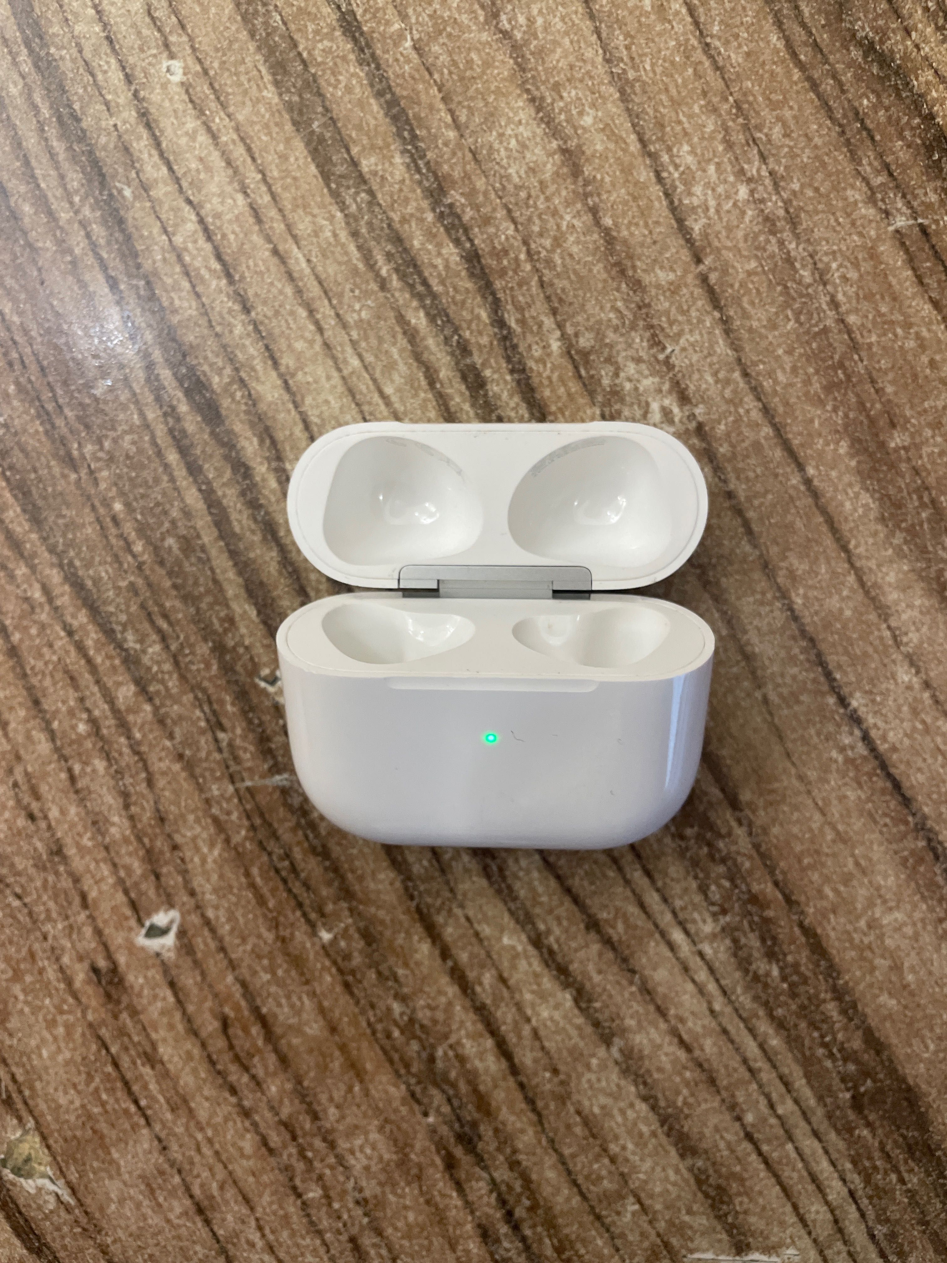 Airpods 3 Кейс - без наушников (оригинал)