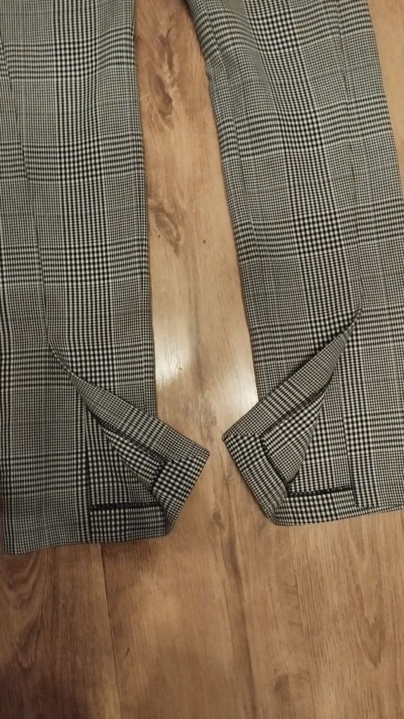 Нови панталони ZARA