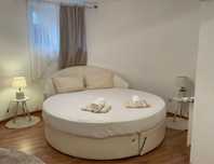 Inchiriez apartament/garsoniera regim hotelier zona ultracentrala
