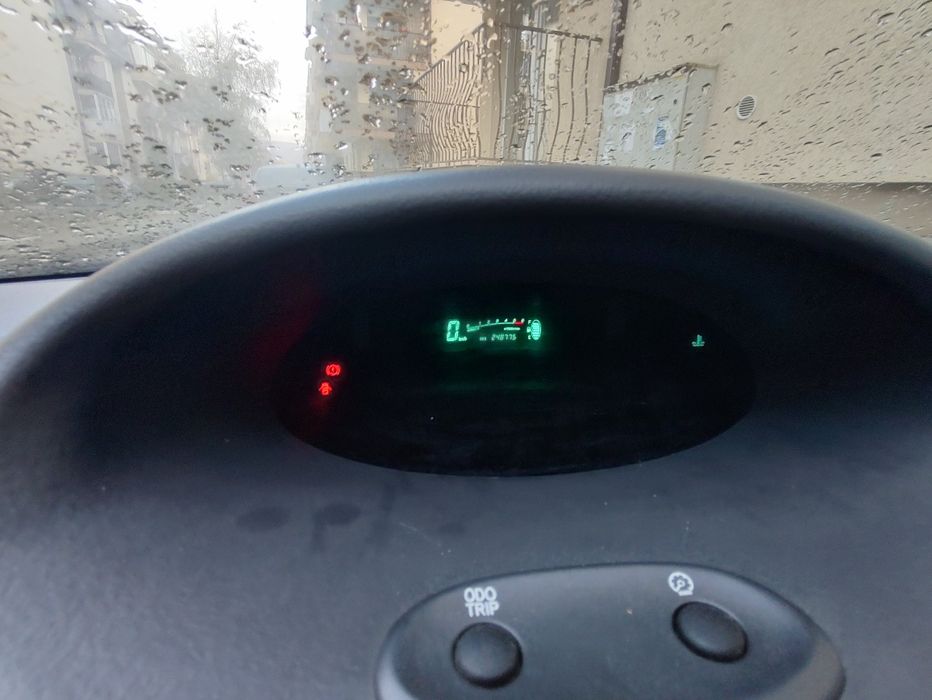 Vand Toyota Yaris 2002 1.4 D4D model Japonia