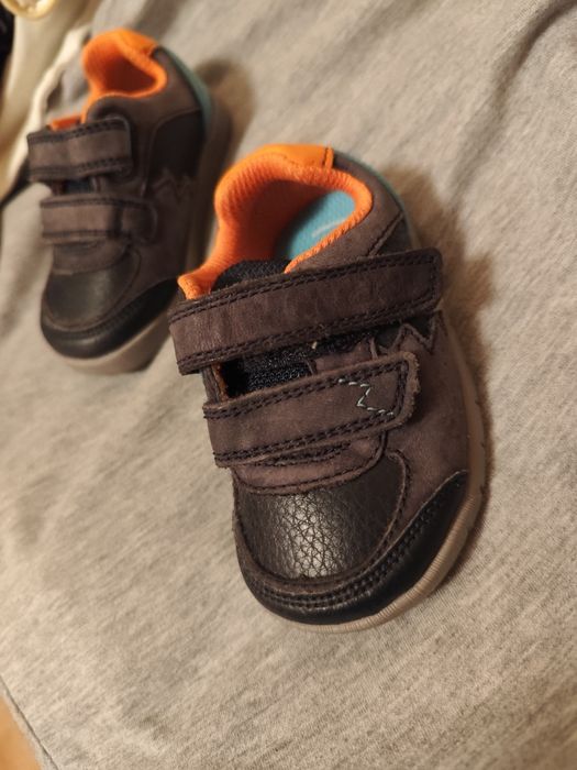 Бебешки маратонки Кларкс 18 1/2