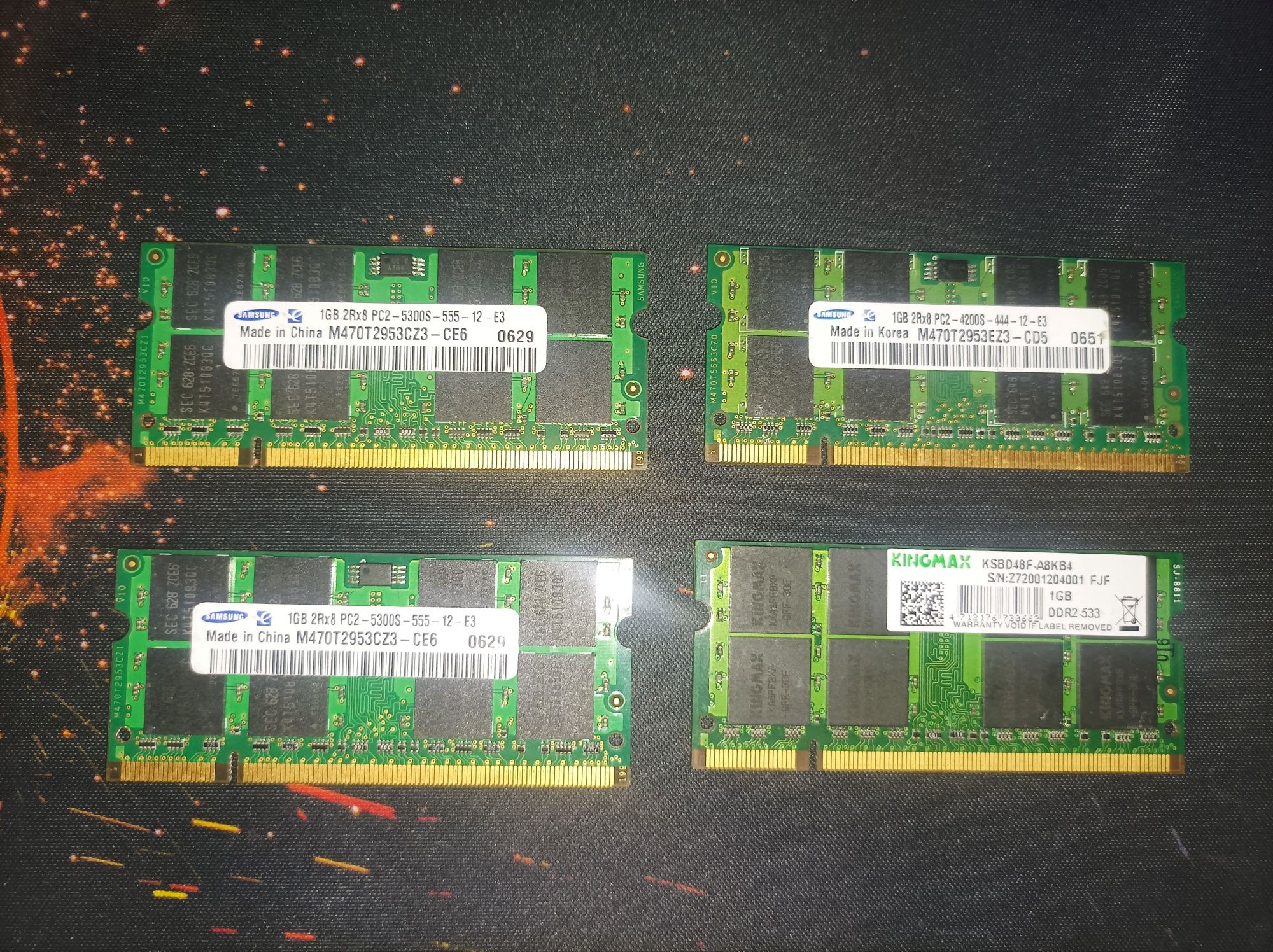 Memorie RAM 2GB (2x1gb) DDR2 , 555Mhz , PC2-5300S