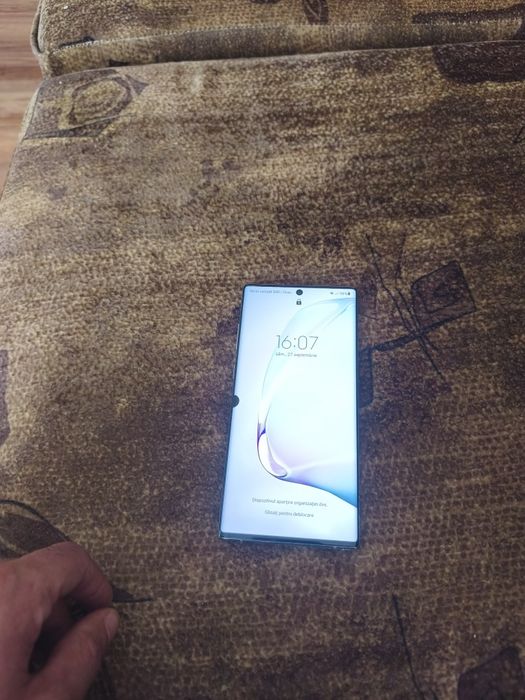Vând samnsung note 10 plus