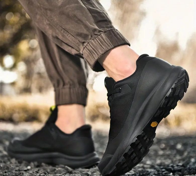 Специални, модел 2025 (мостра) - waterproof, schock absorbing, anti sl