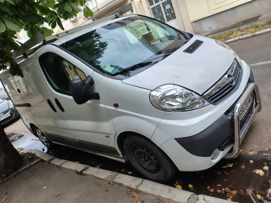 Vând Opel Vivaro din 2011