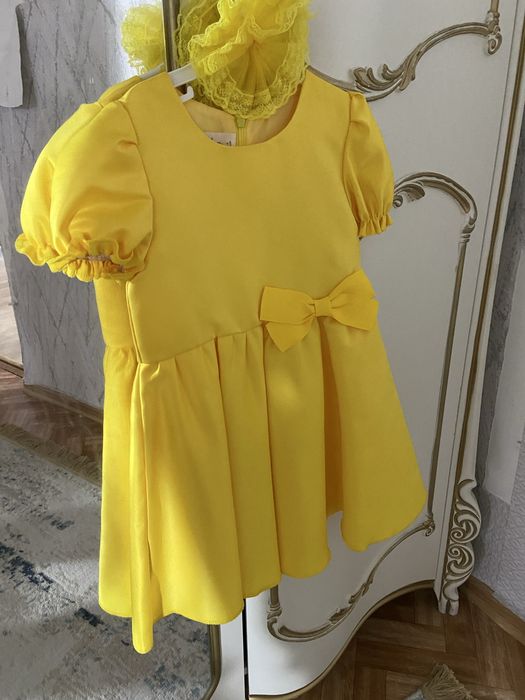 Платье желтое для девочки 4-5-6 лет